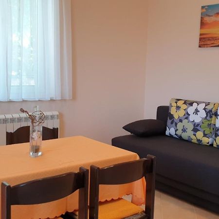 Apartment Jf Rezine Lovran Eksteriør bilde